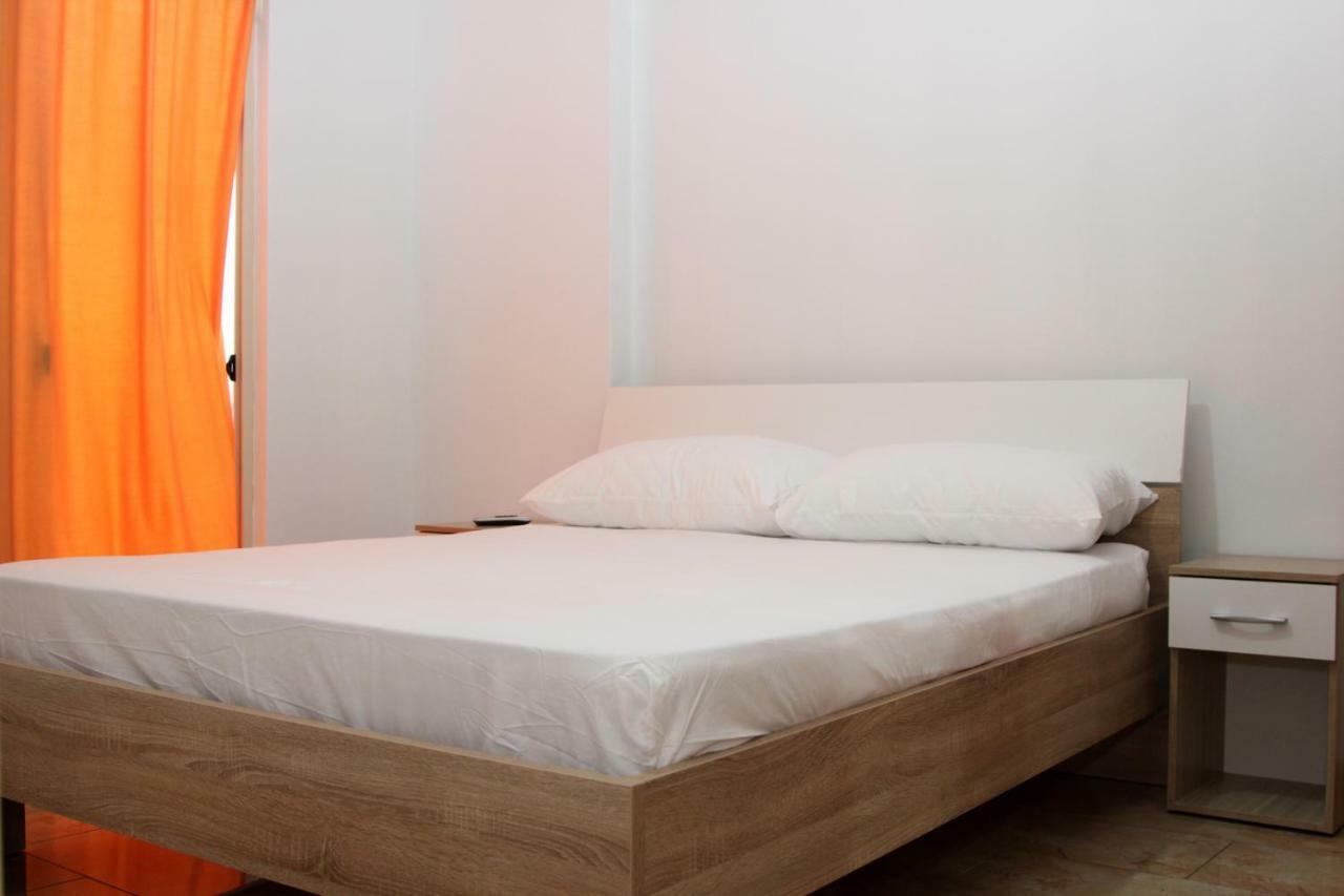 Fiqe Rental Τίρανα Εξωτερικό φωτογραφία