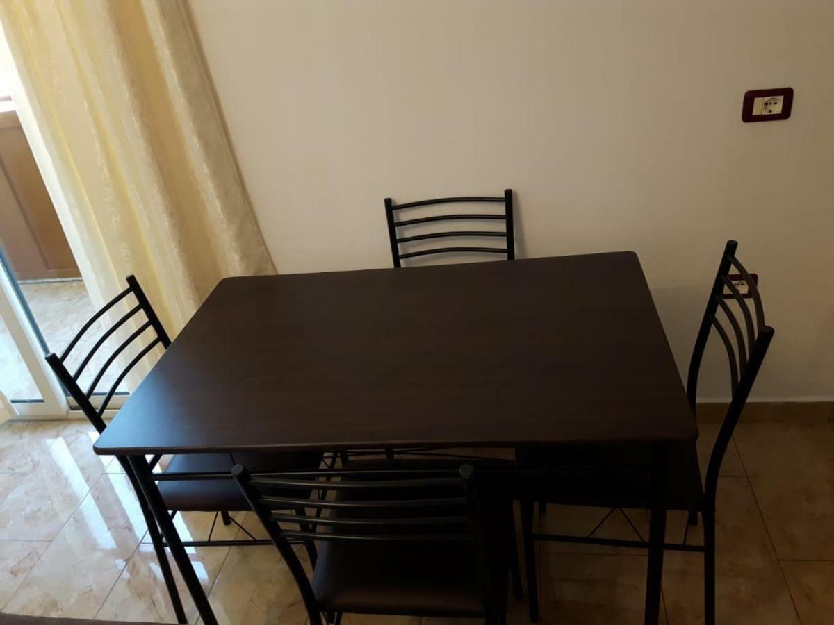 Fiqe Rental Τίρανα Εξωτερικό φωτογραφία